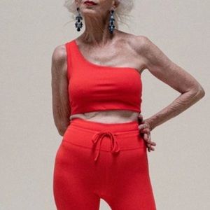 Medium Girlfriend Collective Bianca one shoulder bra in Poppy